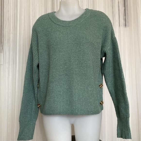 Yes Lola crew neckline ribbed knit sweater, buttons details, boxy! Size Small - Picture 8 of 17